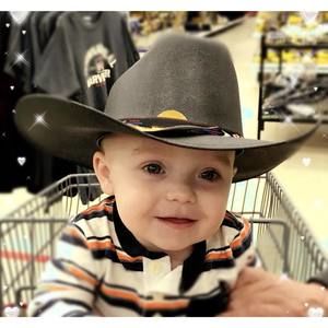 Meet your Posher, Christy